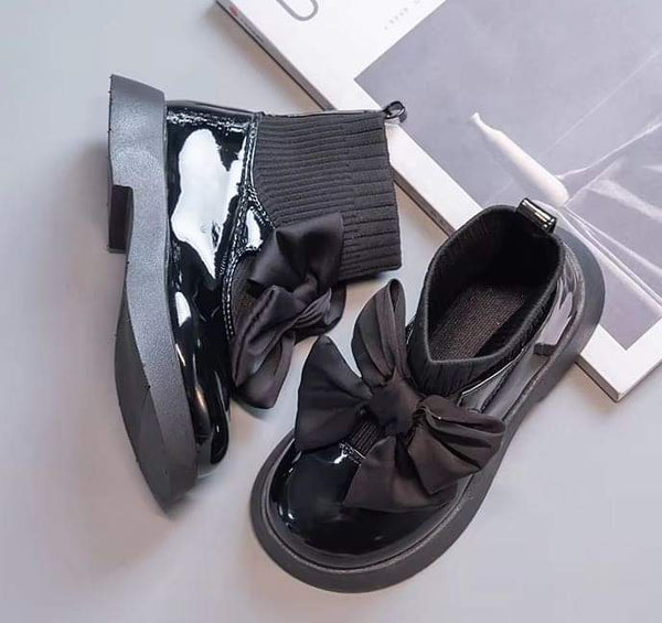 Winter Boots with Bow detail (check size chart in pictures)
